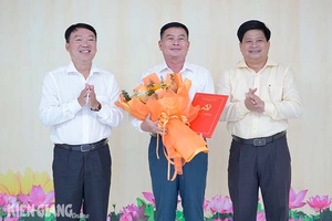 'Đồng chí Lâm Văn Sển giữ chức Tổng Biên tập Báo Kiên Giang