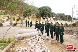 'Kiểm tra công tác huấn luyện chiến sĩ mới