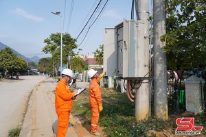 'Phù Yên sử dụng điện an toàn, tiết kiệm, hiệu quả