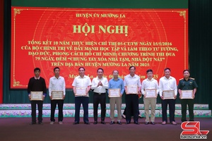 'Mường La tổng kết 10 năm thực hiện Chỉ thị số 05-CT/TW và chương trình thi đua 79 ngày đêm "Chung tay xóa nhà tạm, nhà dột nát"