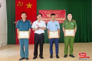 'Diễn tập ứng phó bão lũ và tìm kiếm cứu nạn tại xã Mường Khoa đạt loại xuất sắc