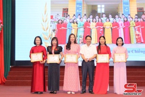 'Tổng kết chuyên đề “Xây dựng trường mầm non lấy trẻ làm trung tâm”