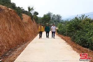 'Mai Sơn phát triển đường giao thông nông thôn