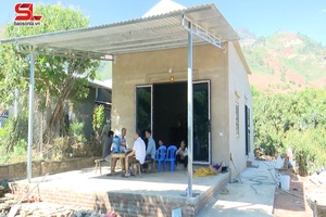  Những mái ấm từ ý Đảng, lòng dân