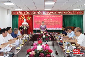 'Góp ý kiến dự thảo Nghị quyết sửa đổi, bổ sung một số điều của Hiến pháp năm 2013