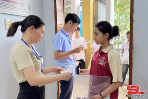 'Kỳ thi tuyển sinh lớp 10 THPT: Các thí sinh hoàn thành thi môn chuyên