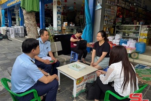 'Đoàn liên ngành kiểm tra buôn lậu, gian lận thương mại và hàng giả tại huyện Quỳnh Nhai