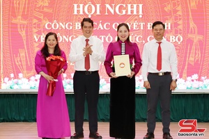 Đảng ủy MTTQ Việt Nam tỉnh Sơn La công bố các quyết định về công tác tổ chức, cán bộ