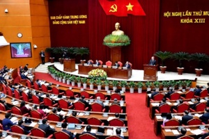 'Kết luận của Bộ Chính trị, Ban Bí thư về một số nhiệm vụ tiếp tục xây dựng tổ chức, hoạt động của đơn vị hành chính 2 cấp bảo đảm thông suốt, hiệu quả