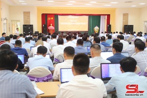 'Tập huấn nghiệp vụ quản lý nhà nước trong lĩnh vực đất đai cho 75 xã, phường