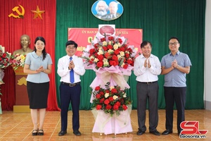 '“Tà Xùa - Đứng dậy, vươn mình”