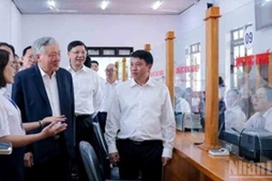 'Tăng cường kiểm tra công vụ đột xuất