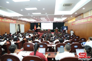 Khai mạc trọng thể Kỳ họp thứ mười một, HĐND tỉnh khóa XV