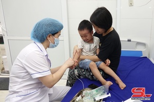 'Đề phòng lây nhiễm virus hợp bào hô hấp