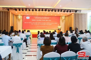 'Tập huấn “Học thông qua chơi” cho gần 500 giáo viên tiểu học