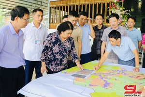 Kiểm tra, khảo sát địa điểm xây dựng trường phổ thông nội trú liên cấp TH -THCS xã Chiềng Khoong