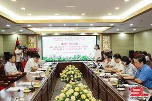 Ban Văn hóa - Xã hội thẩm tra các nội dung trình Kỳ họp chuyên đề thứ 33
