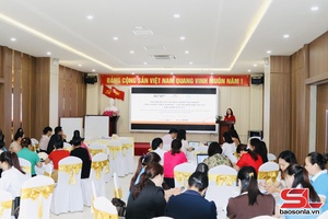 'Tập huấn hòa nhập tài chính cho giảng viên nguồn – cán bộ hội phụ nữ xã