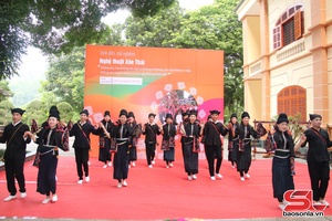 'Trình diễn, trải nghiệm “Nghệ thuật Xòe Thái” 