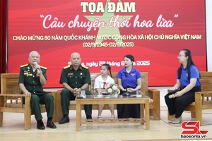'Tọa đàm “Câu chuyện thời hoa lửa”