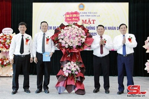 Tòa án nhân dân tỉnh gặp mặt kỷ niệm 80 năm Ngày truyền thống Tòa án nhân dân 