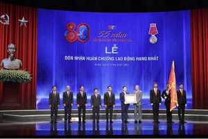 Tổng Bí thư Tô Lâm trao Huân chương Lao động hạng Nhất cho Đài Truyền hình Việt Nam