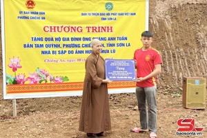 'Ban Từ thiện Giáo hội Phật giáo Việt Nam tỉnh Sơn La hỗ trợ xây nhà cho gia đình khó khăn 