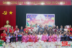 Trung thu ấm áp nơi vùng cao Co Mạ