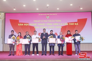'Văn nghệ sĩ Sơn La tự hào vững tin theo Đảng