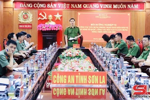 'Khai giảng lớp bồi dưỡng nghiệp vụ công tác xây dựng phong trào Toàn dân bảo vệ an ninh Tổ quốc, công tác dân vận và xây dựng nông thôn mới năm 2025
