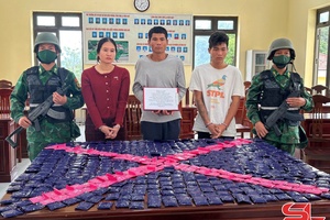 'Bắt giữ 3 đối tượng vận chuyển trái phép chất ma túy