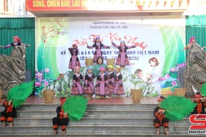 'Rộn ràng hội thi văn nghệ tại Trường Tiểu học Tô Hiệu