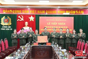 'Công an Hà Nội hỗ trợ 3 tỷ đồng xóa nhà tạm, nhà dột nát trên địa bàn tỉnh Sơn La