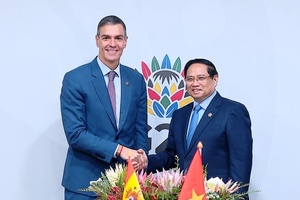 Tăng cường hợp tác nhiều mặt giữa Việt Nam với Tây Ban Nha và UAE