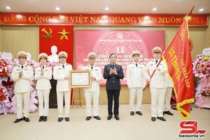 Viện Kiểm sát nhân dân tỉnh Sơn La đón nhận Huân chương Lao động hạng Nhất