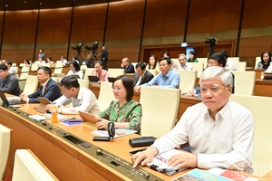 Tuần làm việc cuối của Kỳ họp thứ 10: Quốc hội biểu quyết thông qua 42 luật, 18 nghị quyết