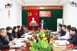 Đồng chí Chủ tịch UBND tỉnh tiếp công dân định kỳ tháng 12