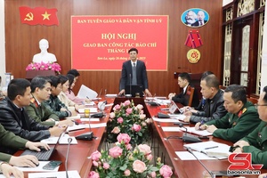 'Hội nghị giao ban báo chí tháng 12