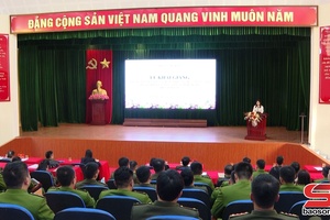 Khai giảng 2 lớp Trung cấp lý luận chính trị cho lực lượng Công an Sơn La