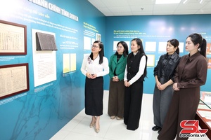 'Bảo vệ, phát huy giá trị tài liệu lưu trữ