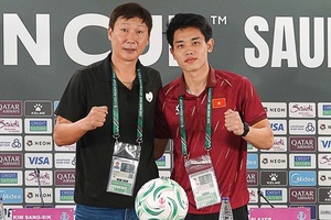'HLV Kim Sang Sik cùng U23 Việt Nam quyết tâm nối dài hành trình ấn tượng