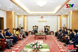 Đại sứ đặc mệnh toàn quyền nước Cộng hòa Phần Lan tại Việt Nam chào xã giao lãnh đạo tỉnh Sơn La