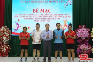 'Mường Lèo tổ chức giải bóng chuyền hơi chào mừng Đại hội XIV của Đảng
