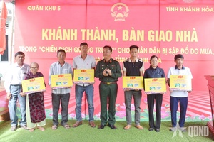 'Niềm vui bên ngôi nhà tránh lũ