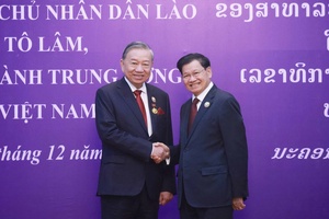 Thắm tình đồng chí, anh em thân thiết Việt Nam - Lào