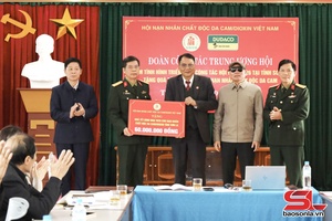 'Hội Nạn nhân chất độc da cam/dioxin Việt Nam thăm, làm việc tại tỉnh Sơn La