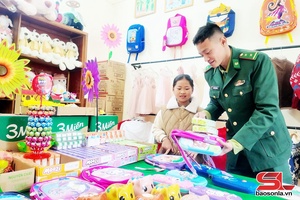 'Tạo động lực cho học sinh biên giới