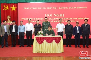 'Đảng ủy Ban Chỉ huy BĐBP tỉnh ký kết quy chế phối hợp với Đảng ủy các xã biên giới