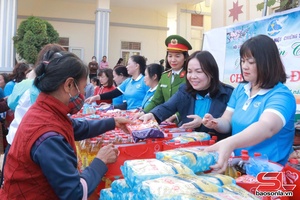 'Chương trình “Đồng hành cùng phụ nữ biên cương” Xuân Bính Ngọ 2026