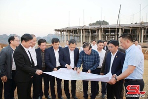  Đồng chí Chủ tịch UBND tỉnh kiểm tra tiến độ triển khai dự án Công viên nghĩa trang